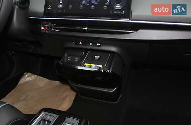 Позашляховик / Кросовер Honda e:NP2 2024 в 