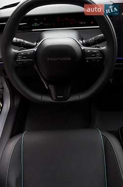 Внедорожник / Кроссовер Honda e:NP2 2024 в 