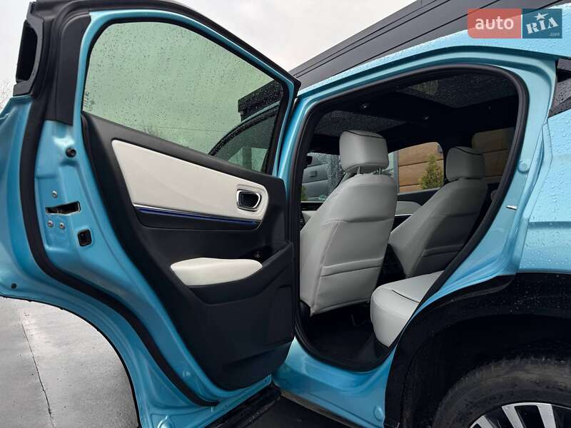 Внедорожник / Кроссовер Honda e:Ny1 2023 в Ровно