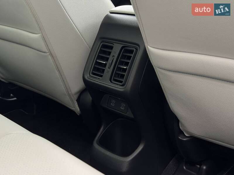 Внедорожник / Кроссовер Honda e:Ny1 2023 в Ровно