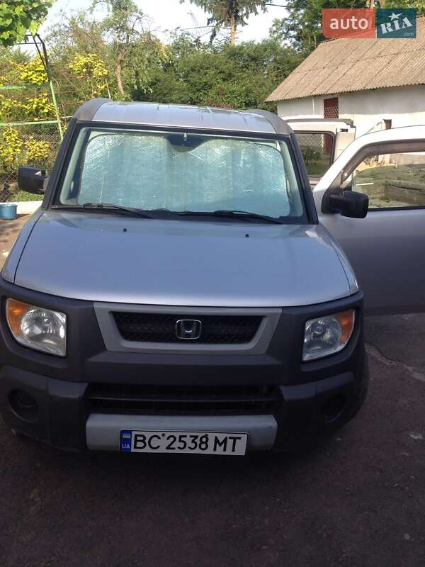 Позашляховик / Кросовер Honda Element 2004 в Львові