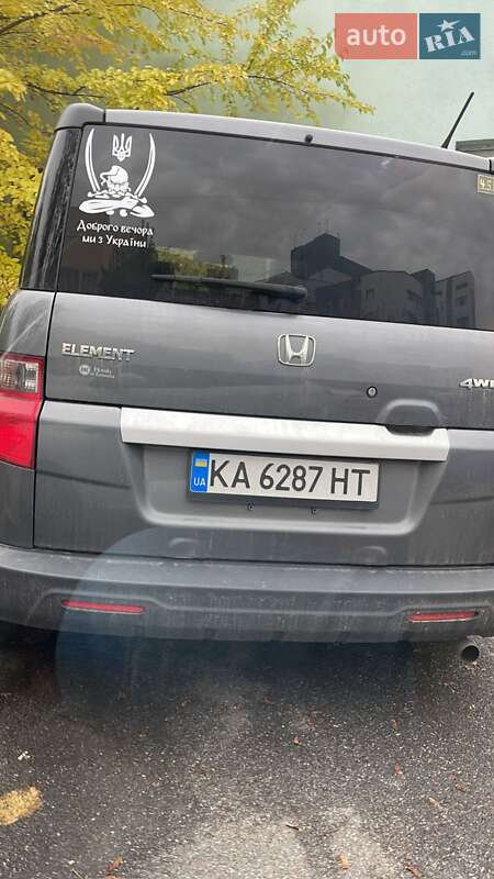 Позашляховик / Кросовер Honda Element 2010 в Києві