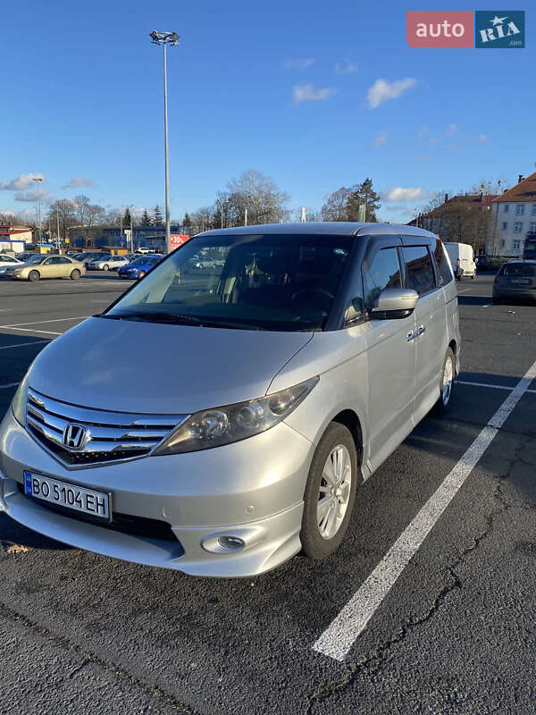 Минивэн Honda Elysion 2010 в Херсоне