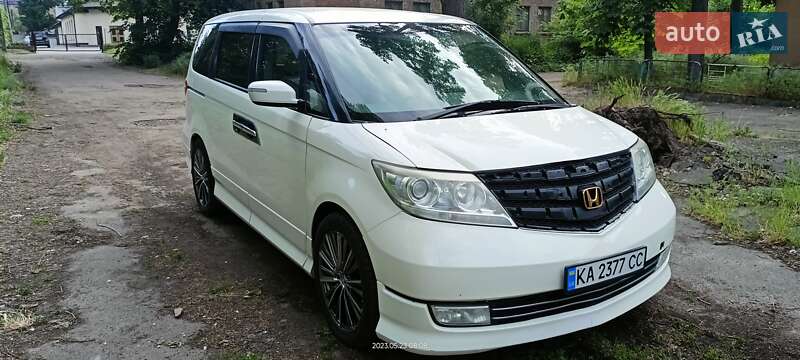 Honda Elysion 2011