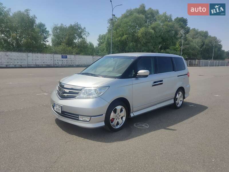 Honda Elysion 2012