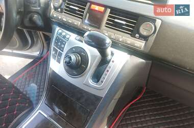 Минивэн Honda Elysion 2012 в 