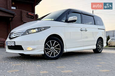 Минивэн Honda Elysion 2011 в 