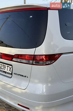 Минивэн Honda Elysion 2011 в 