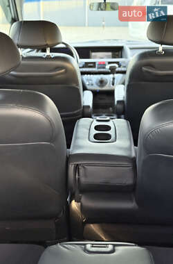 Минивэн Honda Elysion 2011 в 
