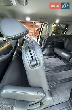 Минивэн Honda Elysion 2011 в 