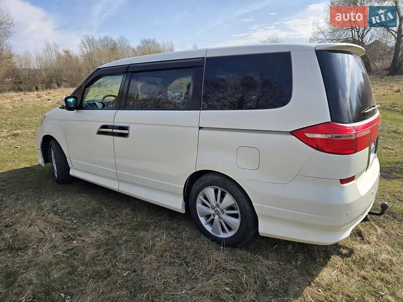 Мінівен Honda Elysion 2010 в Літині