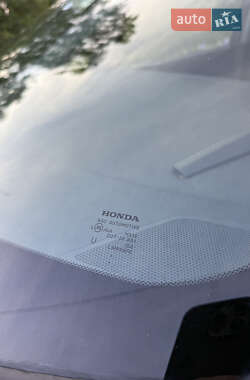 Минивэн Honda Elysion 2012 в 