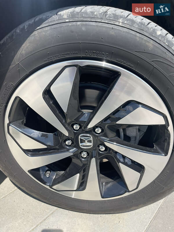 Мінівен Honda Elysion 2010 в Івано-Франківську