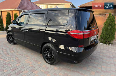 Минивэн Honda Elysion 2012 в 