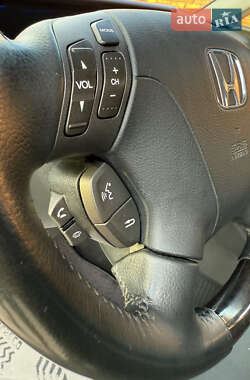 Минивэн Honda Elysion 2012 в 