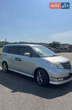 Honda Elysion 2011