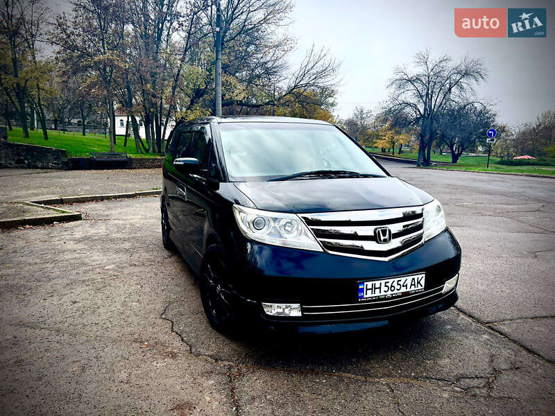 Минивэн Honda Elysion 2012 в Николаеве