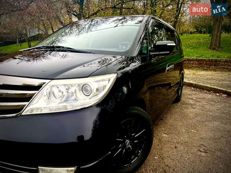 Минивэн Honda Elysion 2012 в Николаеве