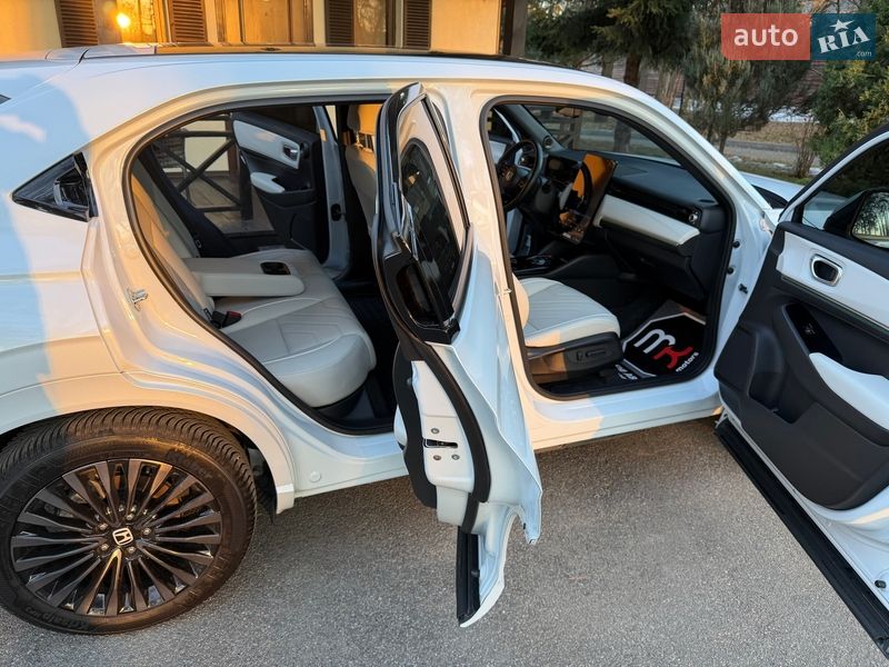 Внедорожник / Кроссовер Honda eNP1 2023 в Киеве