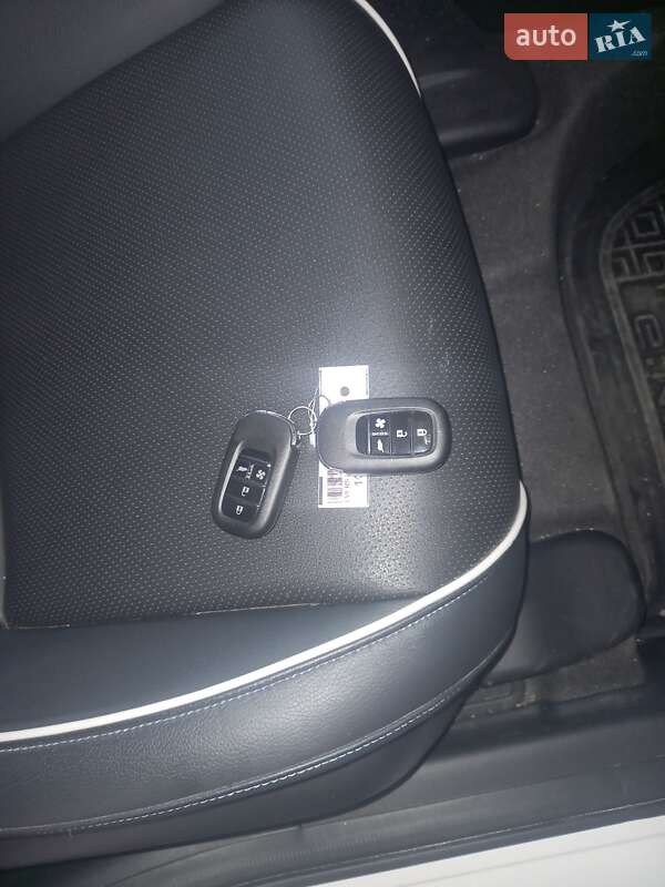 Внедорожник / Кроссовер Honda eNS1 2024 в Тернополе