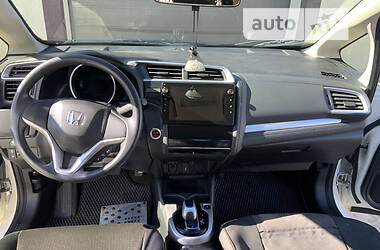 Хэтчбек Honda Fit 2015 в 