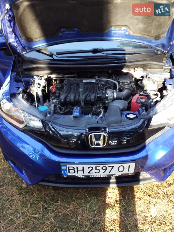 Хэтчбек Honda Fit 2016 в Славуте