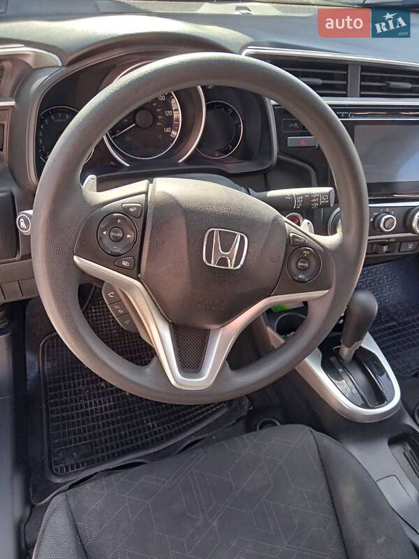 Хетчбек Honda Fit 2015 в Тернополі