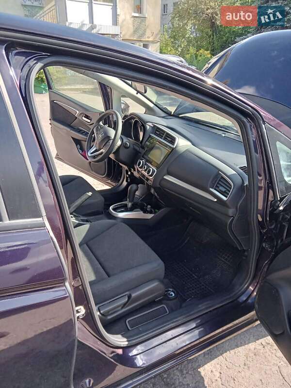 Хетчбек Honda Fit 2015 в Тернополі