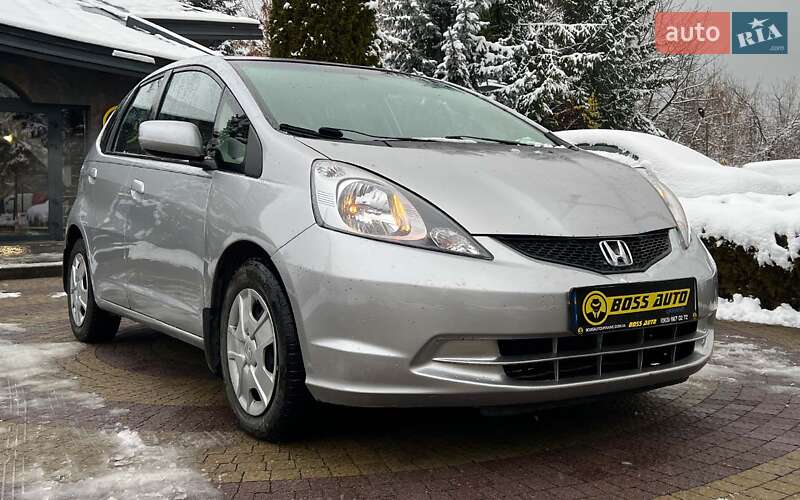 Хэтчбек Honda Fit 2013 в Львове