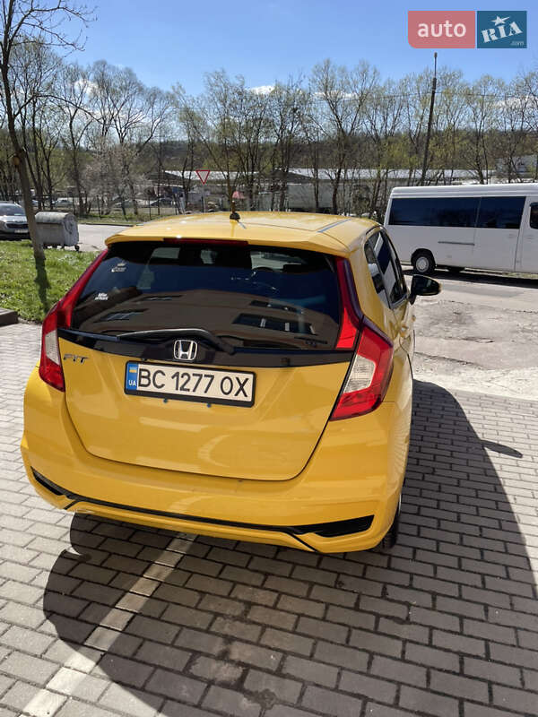 Хэтчбек Honda Fit 2018 в Львове