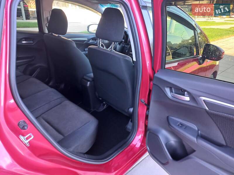 Хетчбек Honda Fit 2016 в Києві