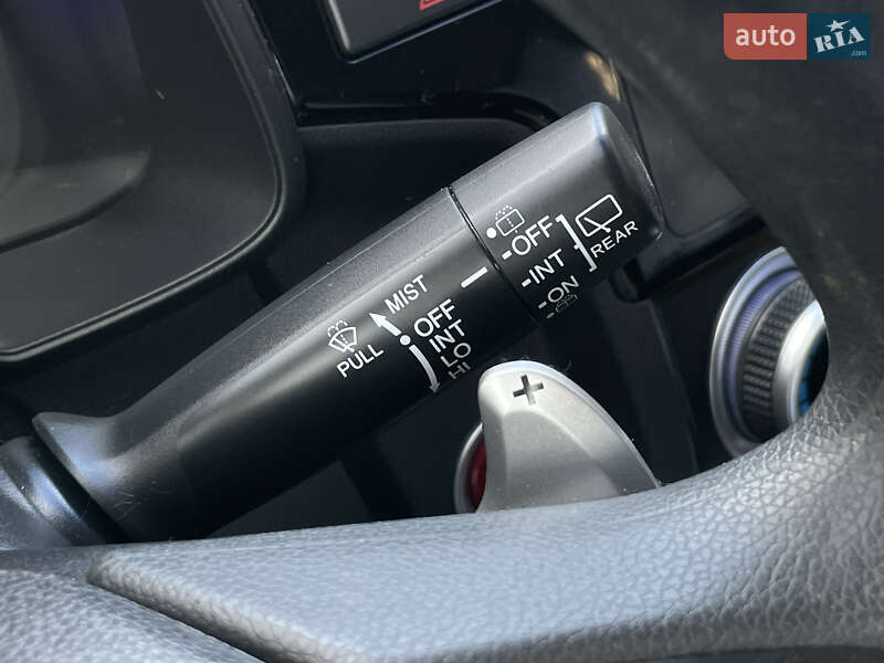 Хэтчбек Honda Fit 2015 в Одессе