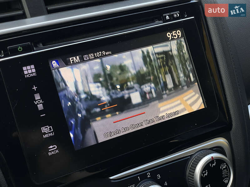 Хэтчбек Honda Fit 2015 в Одессе