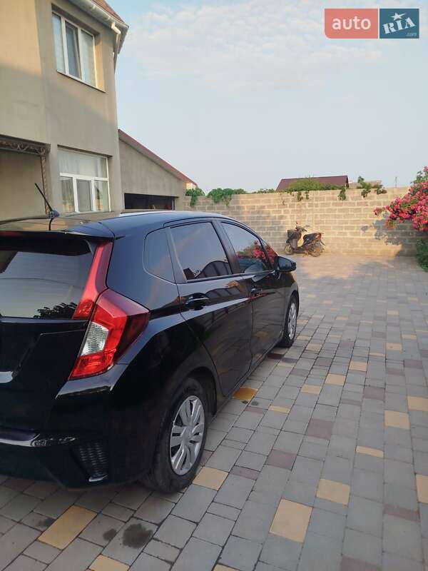 Хэтчбек Honda Fit 2017 в Николаеве