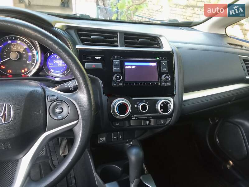 Хэтчбек Honda Fit 2016 в Одессе