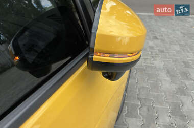 Хэтчбек Honda Fit 2017 в 