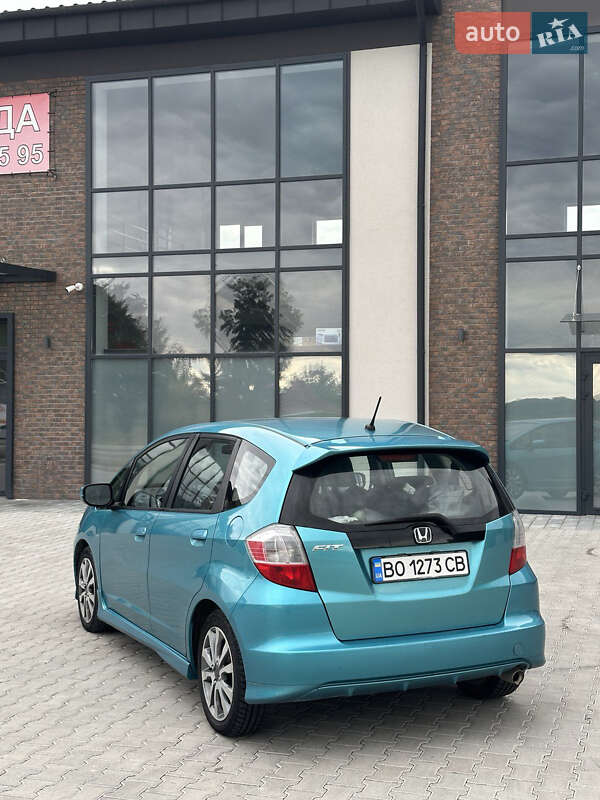 Хетчбек Honda Fit 2013 в Тернополі фото 3 Хетчбек Honda Fit 2013 в Тернополі