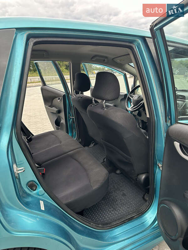 Хетчбек Honda Fit 2013 в Тернополі фото 14 Хетчбек Honda Fit 2013 в Тернополі