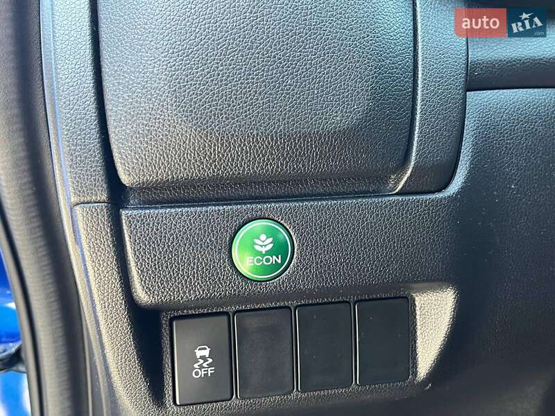 Хетчбек Honda Fit 2016 в Львові