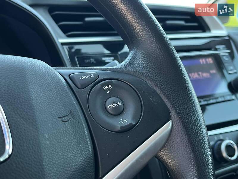 Хетчбек Honda Fit 2016 в Львові