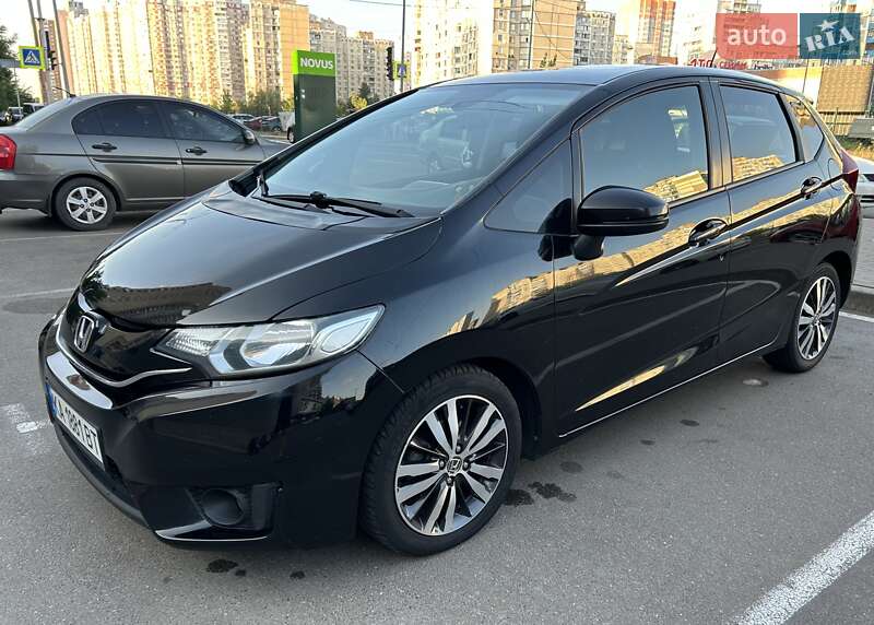 Хетчбек Honda Fit 2015 в Києві