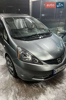 Хэтчбек Honda Fit 2012 в Киеве