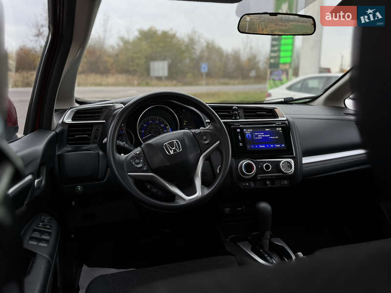Хэтчбек Honda Fit 2017 в Дрогобыче