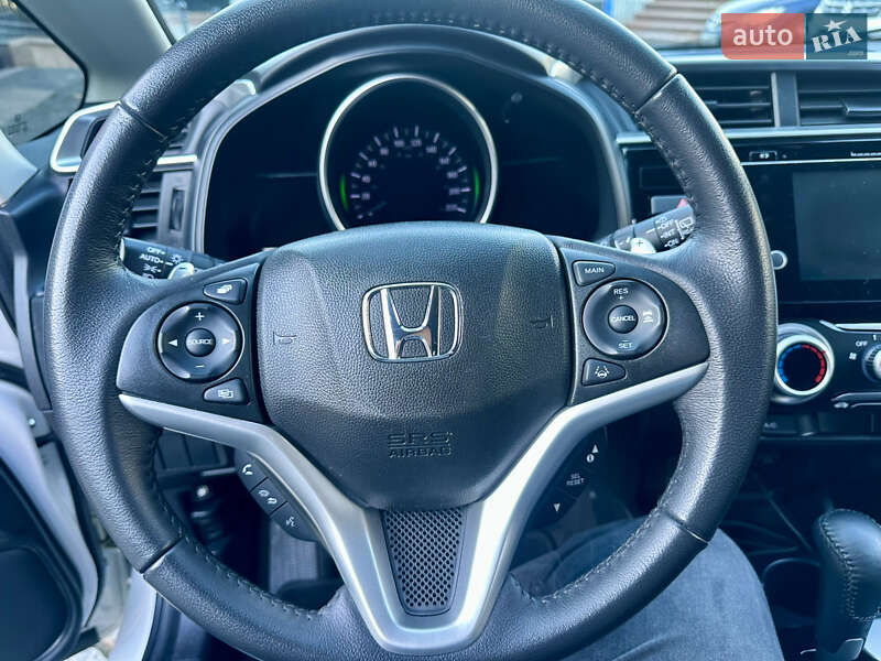 Хэтчбек Honda Fit 2019 в Киеве фото 16 Хэтчбек Honda Fit 2019 в Киеве