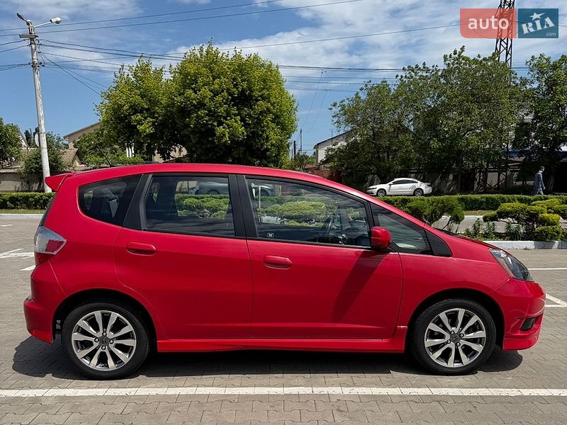 Хэтчбек Honda Fit 2013 в Одессе