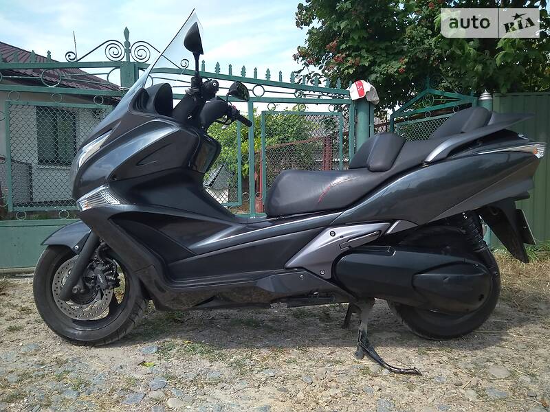 Макси-скутер Honda FJS 600 2009 в Львове