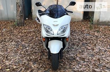 Макси-скутер Honda Forza 125 2005 в Одессе