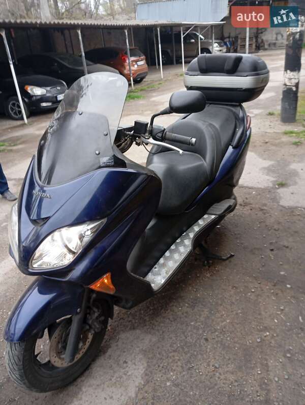 Макси-скутер Honda Forza 250 2006 в Одессе фото Макси-скутер Honda Forza 250 2006 в Одессе