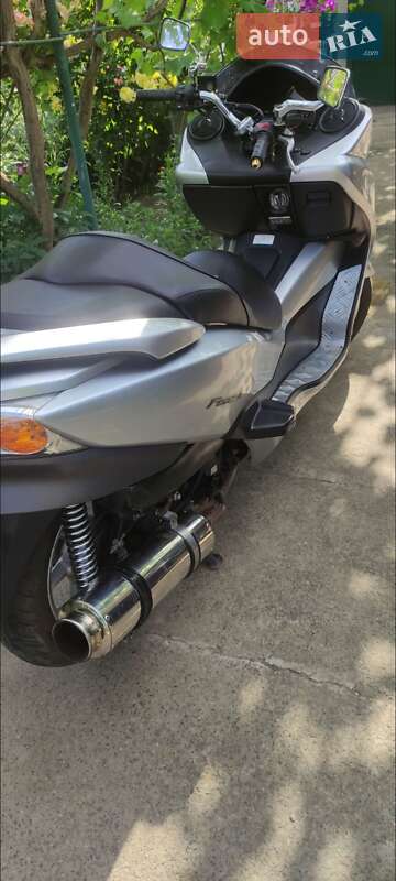 Макси-скутер Honda Forza 250 2010 в Захарьевке