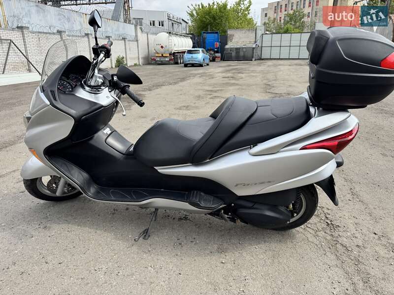 Макси-скутер Honda Forza 250 2005 в Киеве